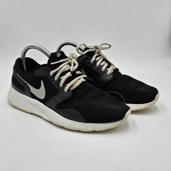 Nike Shoes Nike Kaishi Beater Sneaker Womens Size 8 Blackwhite